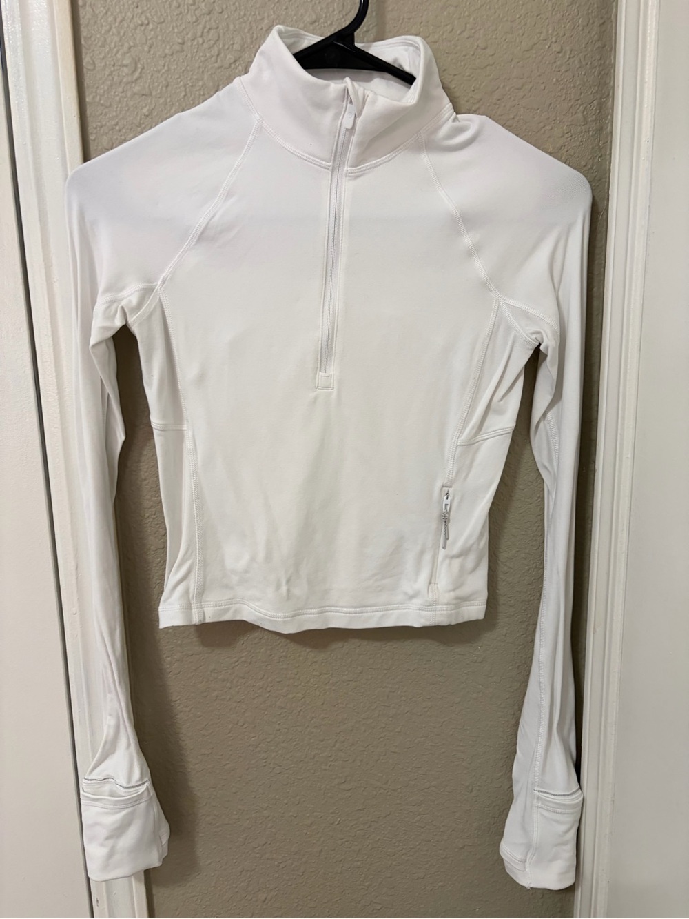 lululemon athletica White Rulu Quarter-Zip Long Sleeve Cropped Top size xxs.